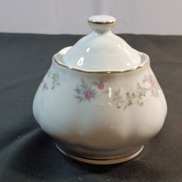 Elegant Vintage Truly Tasteful Fine China Sugar Bowl With Lid (NM)