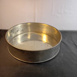 Vintage 12' Aluminum Cake Pan (NM)