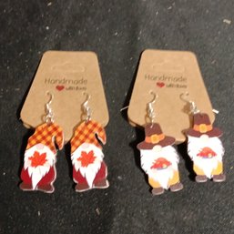 Handmade  Dangle-style Wooden Gnome Earrings Autumn / Fall Themed (NM)