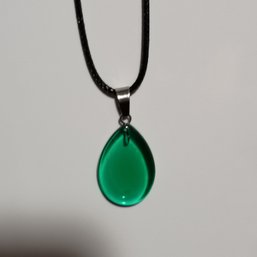 Green Teardrop-Shaped Pendant On Black Faux Leather Adjustable Cord (NM)