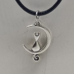 Vintage Style Silver Tone Cat On Crescent  Moon  3-D Cast Necklace On An Adjustable Cord  (NM) 1 Of 3