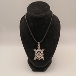 Silver Tone Sea Turtle Pendant Necklace With Geometric Cutout Shell (NM)