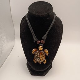 Brown Resin Sea Turtle Pendant Necklace, Crafted From Resin To Mimic Carved Bone Or Coconut Shell (NM)