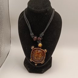 Brown Resin Sea Turtle Pendant Necklace, Crafted From Resin To Mimic Carved Bone Or Coconut Shell (NM)