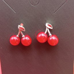 Silver Tone Red Cherry Stud Earrings Rockabilly Retro Fruit Drop Dangle Style (NM)