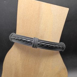 Adjustable Handmade Black Leather Bracelet (NM)