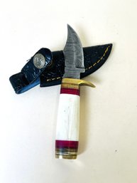 Hand Crafted Damascus Steel Knife With Sheath 12