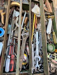 Expanding Toolbox Filled W Tools
