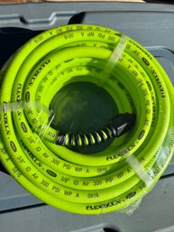 New Flexzilla Air Hose 3/8' Sealed