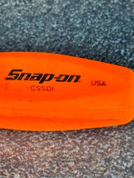 SNAP ON TOOLS USA ORANGE Hard Handle 8' Heavy-Duty Carbide Scraper CSSD1