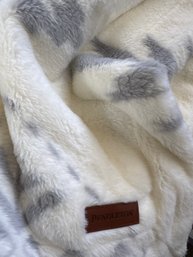 Pendleton Faux Fur Blanket Used