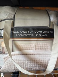 New Frye 3pc Faux Fur Comforter Set Queen