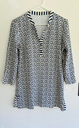 J. McLaughlin  Biscayne Light Blue & Off White Ladies Tunic  SZ M