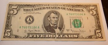 Gutter Fold Error 5 Dollar Green Seal 1977A US Federal Reserve Note