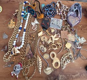 BIG Assorted Jewelry Lot