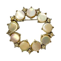 Mother Of Pearl Gold Tone Wreath Brooch