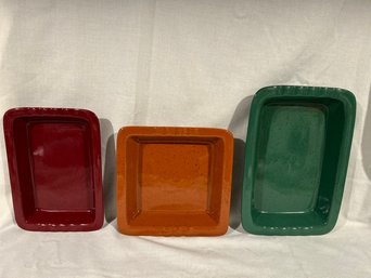 Set Of 3 Glazed Oven To Table Baking/casserole Dishes In Holiday Colors