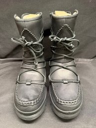 Manitobah WP Pacific Half Winter Boot Brand New In Box Womens Size 6.5 Black