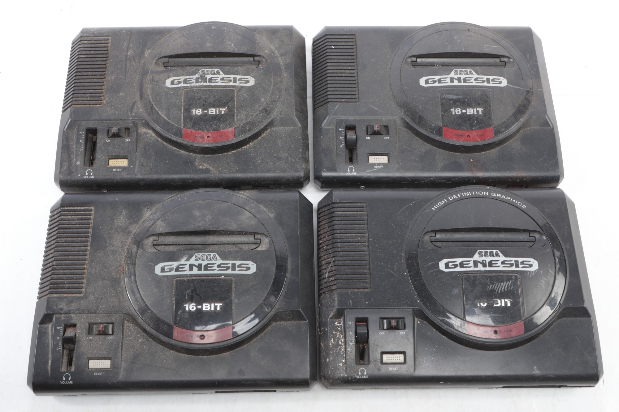 Lot Of 4 Sega Genesis Consoles #234309 | Auctionninja.com
