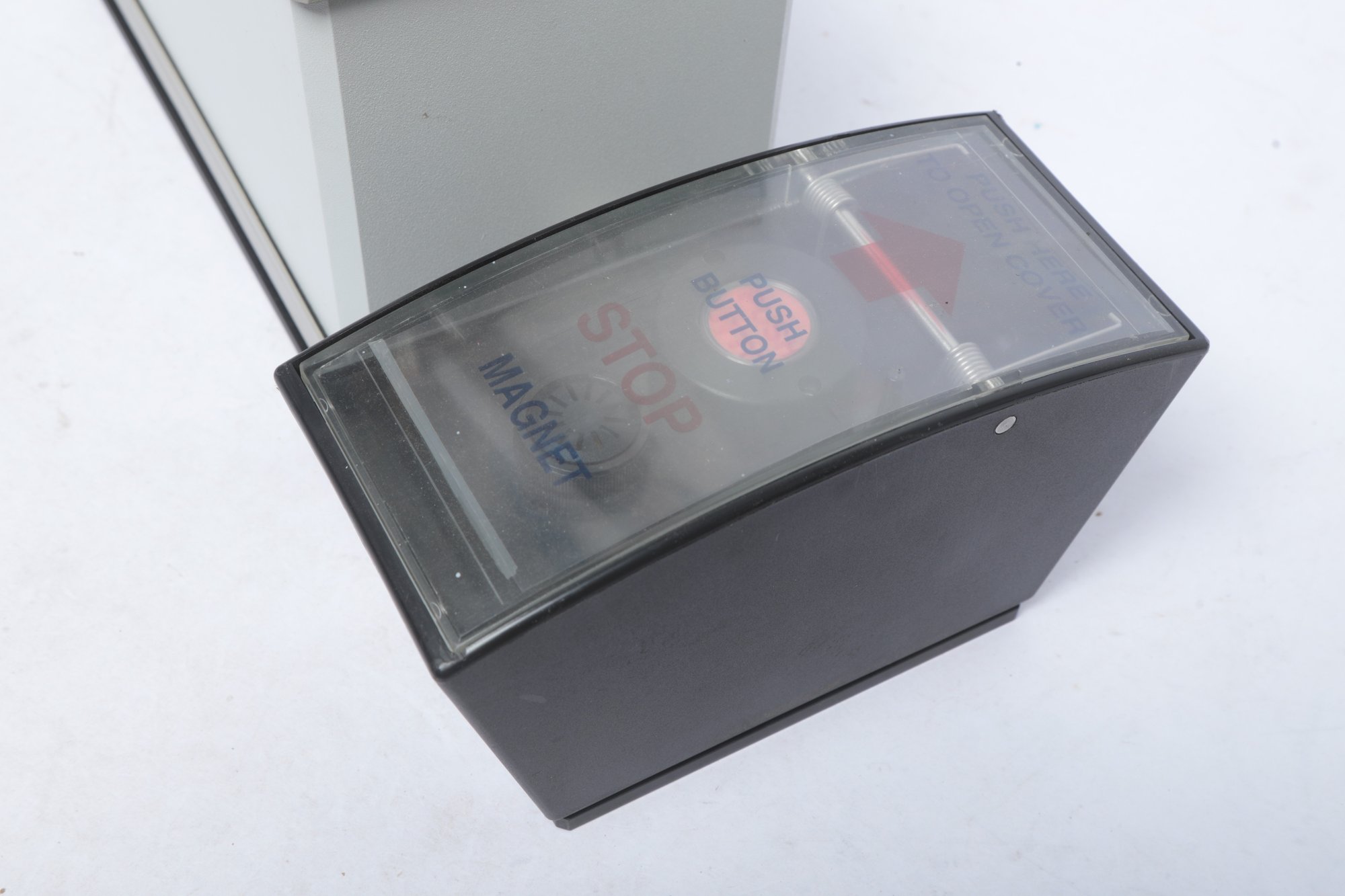 GE Medical Systems Magnet Rundown Unit MR1203 #254247 | Auctionninja.com