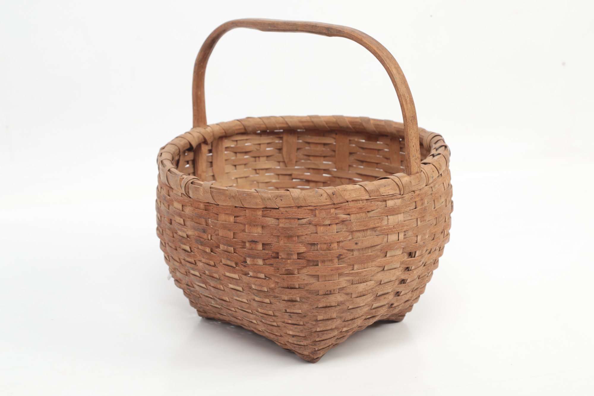 Antique Primitive Hand Woven Basket #203282 | Auctionninja.com