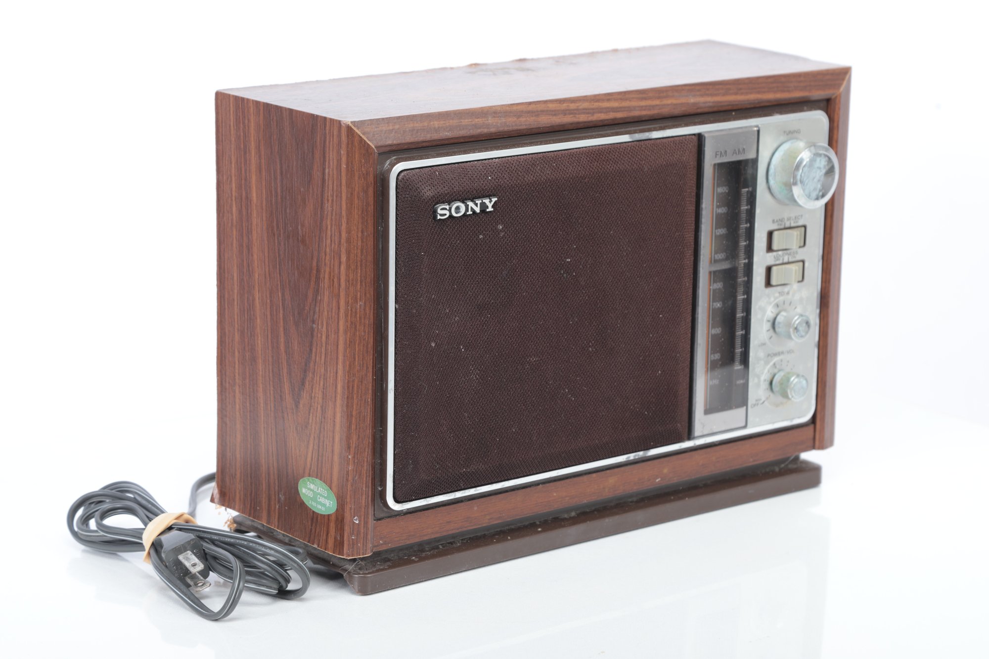 Vintage Sony AM/FM Radio ~ Model No. ICF-9740W #198376 | Auctionninja.com
