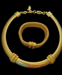 Vintage 1980s Gold Tone Necklace & Bracelet Set