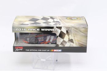 Lionel Racing NASCAR #11 Denny Hamlin Die-Cast Car  2016 Race Winner