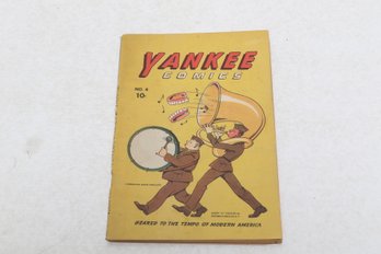 COMIC BOOKS - WORLD WAR II YANKEE COMICS #4