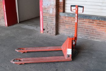 Hydraulic Hand Pallet Truck - Capacity 4500lbs ~ Model: L 2000 U