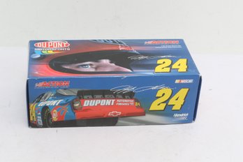 Jeff Gordon #24 DuPont Motorsports 1:24 Scale Diecast  Action Racing Collectables