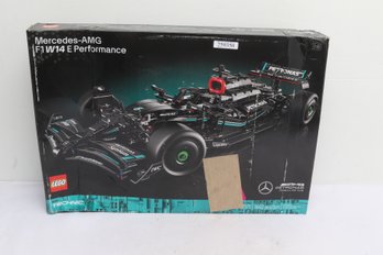 LEGO Technic Mercedes-AMG F1 W14 E Performance 1:8 Scale Set #42171  1,642 Pieces