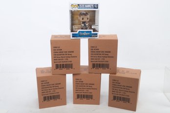 6 Funko Pop! Deluxe, Marvel: Avengers Victory Shawarma Series - Hawkeye, Amazon
