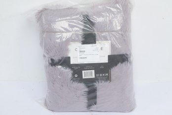 Cozy Tyme Luxury Purple Faux  Fur Throw  50 X 60
