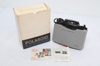 Vintage Polaroid Model 220 Land Camera W/Original Box