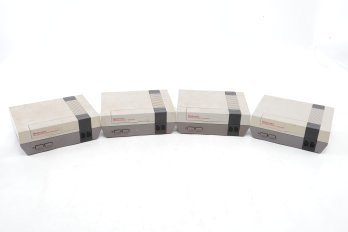 4 Original NES Nintendo Consoles (Consoles ONLY)