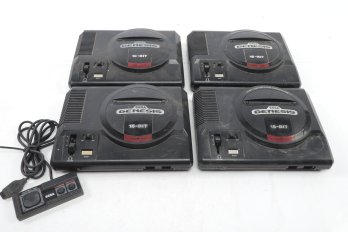 4 Sega Genesis 16 Bit Consoles (Consoles ONLY)