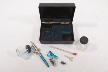 Badger Model 150 Professional Airbrush Set