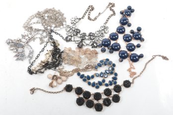 Apron Necklace - Lot