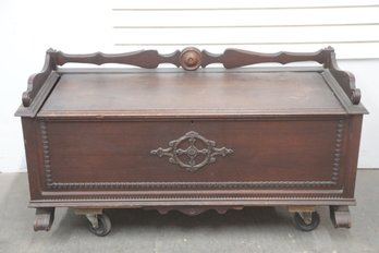 Vintage Lane Cedar Chest - Original Label On Lid