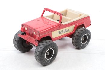 Vintage Pressed Steel Tonka Jeepster