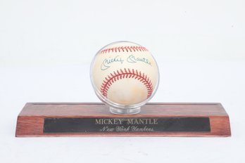 Mickey Mantle Signed Baseball