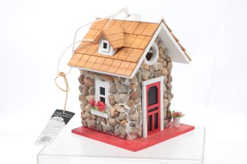 Cottage Charmers Handmade Birdhouse (W/Original Tags)