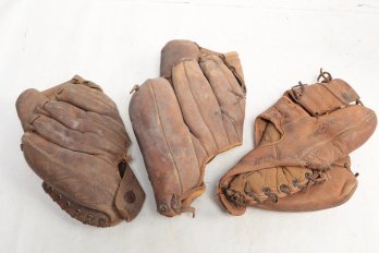 Lot Of 3 Vintage Baseball Gloves Rawlings Spalding Gary Geiger & MacGreger Red Schoendienst HOFer