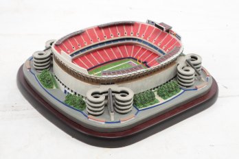 Danbury Mint NY Giants Stadium In Excellent Condition.
