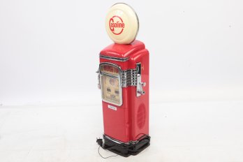 Marksman Functioning Gas Pump Styled Radio