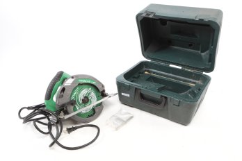 Hitachi C7582 Circle Saw With Case Works Well