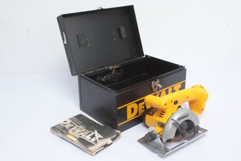 DeWalt Cordless Trim Saw
