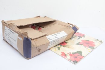 19 TSC Collectables LLC Hibiscus Blossom Table Runners
