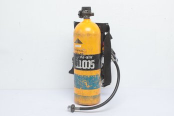 SCOTT SAFETY TANK 2216 PSI UNLOO2 LENGTH 1FT.9' HARNESS